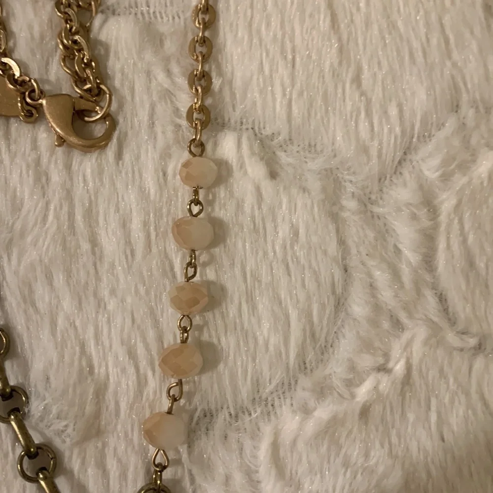 2‎ necklace’s with some beads.Gold tone and silver tone